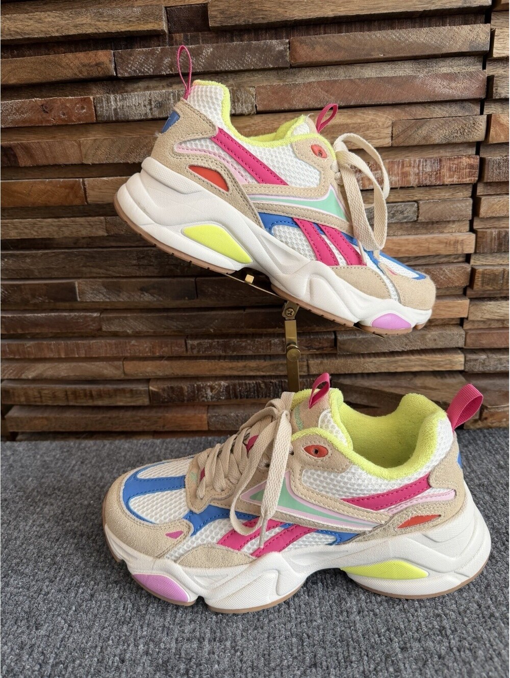 Reebok Royal Charge Y2K Sneaker Women's Size 8 Shoe Multicolor AR30246W-CCZ